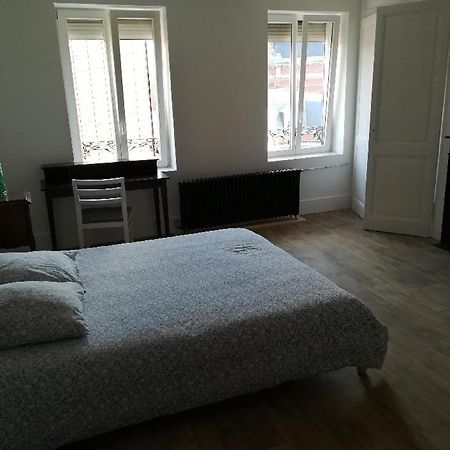 Bruneval Lodge Dunkirk Bagian luar foto